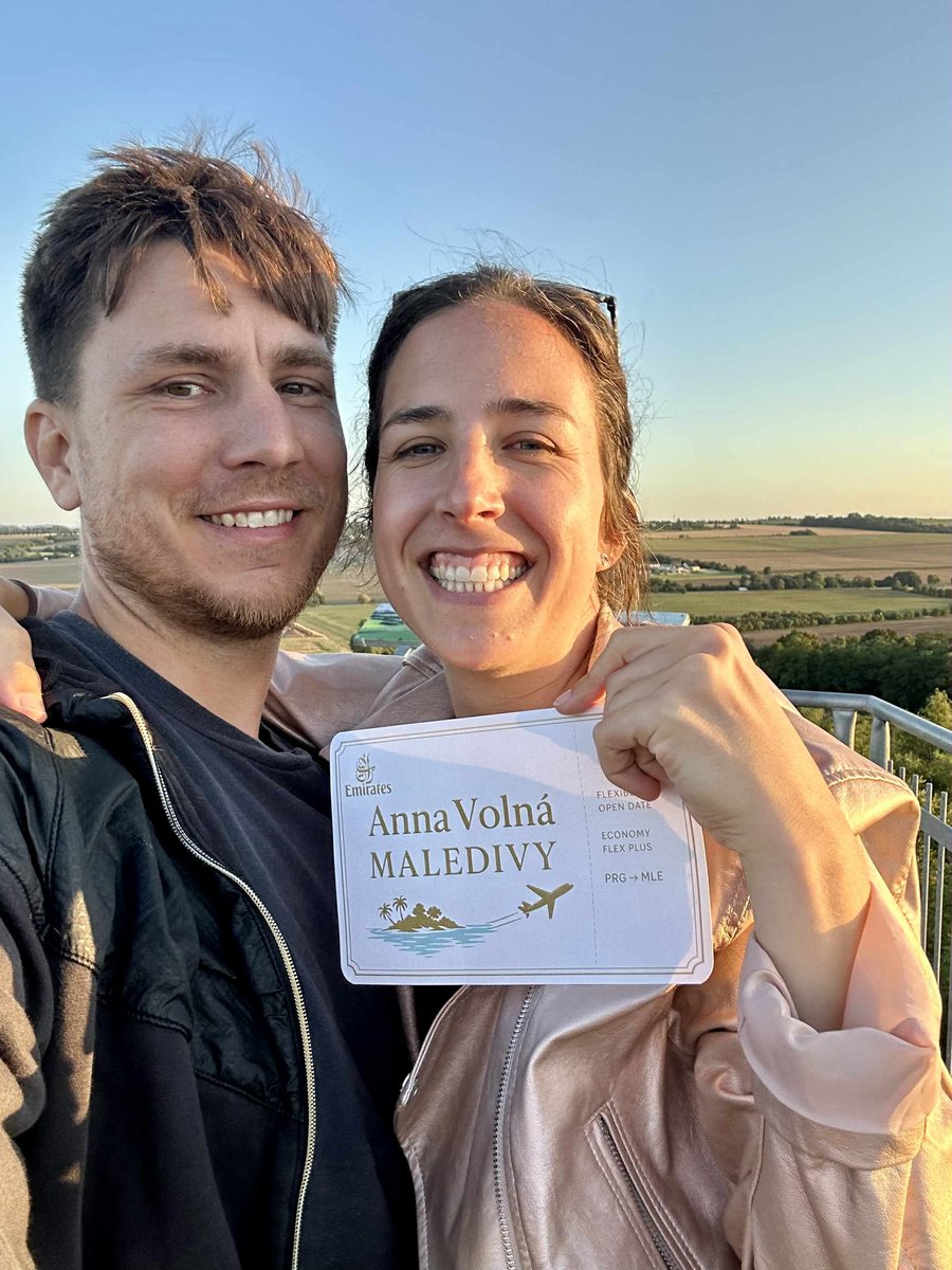 Anička a Martin — zásnubní fotka
